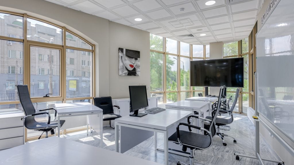 Virtual Office Services Explained: Address, Mail, and Credibility for Remote Teams